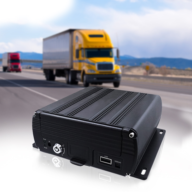 4CH Semi Truck Vehicle Bus Monitor Kit H 264 4G WIFI GPS Sistemu ụgbọ ala na-edekọ igbe ojii (3)